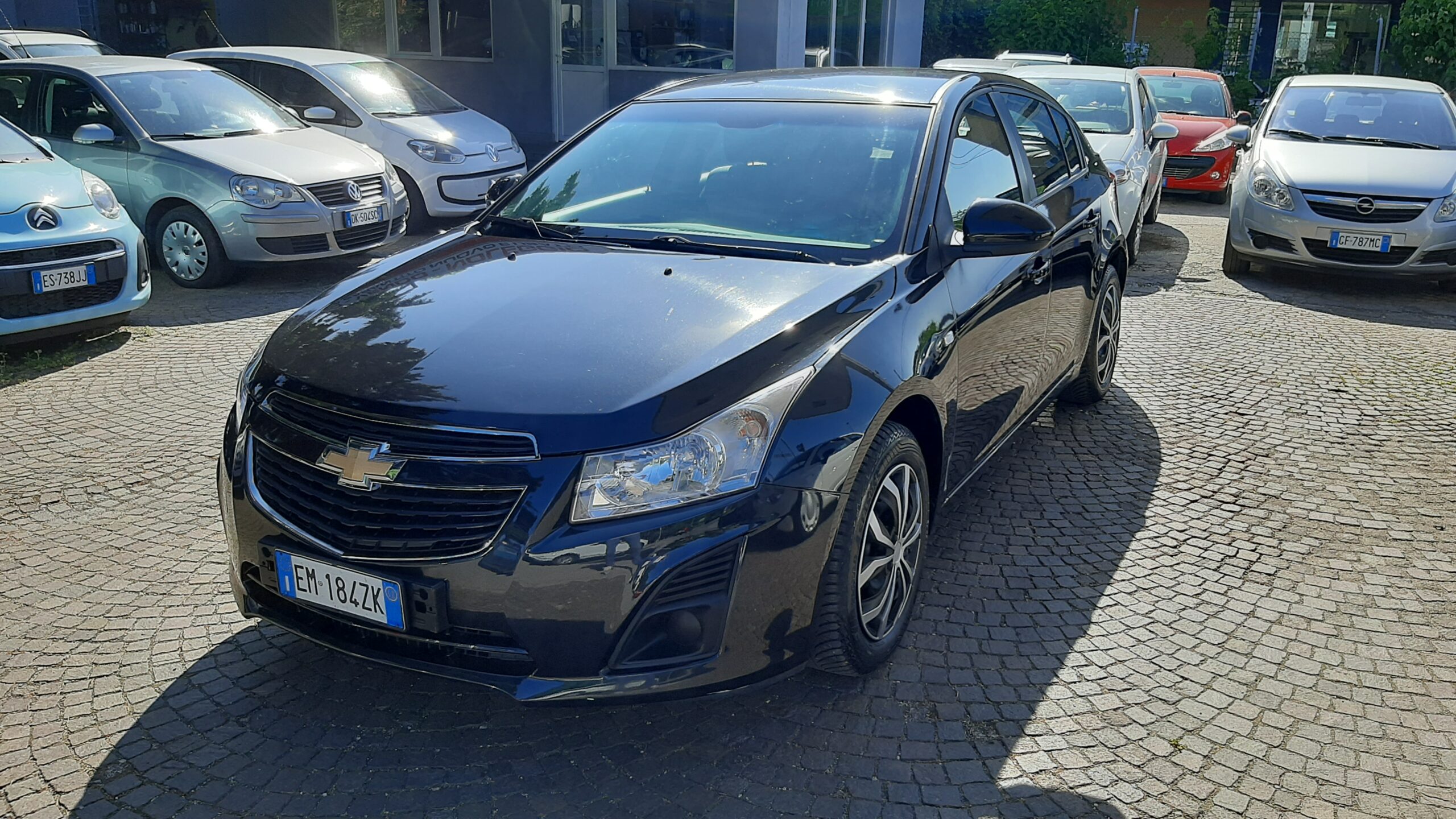 Chevrolet Cruze 1.6 Hatchback Benz.